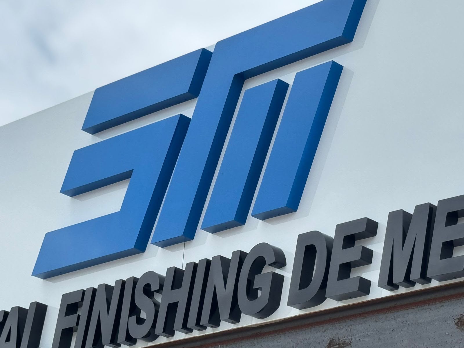 SM Metal Finishing de México — planta principal.